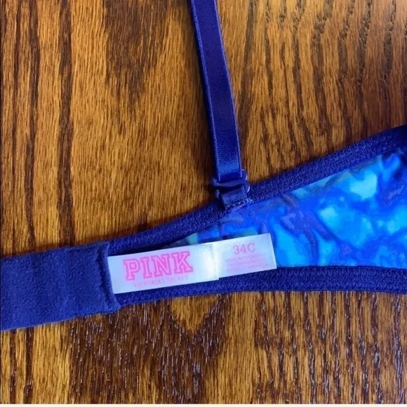 VS PINK Wear Everywhere Push-Up Bra - Picture 6 of 8